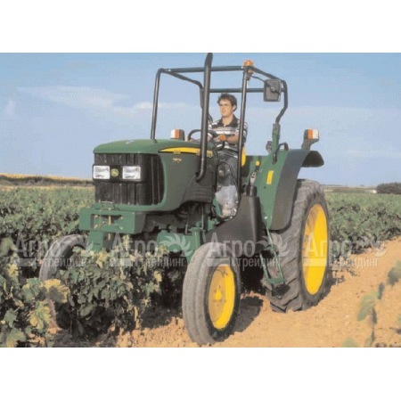 Многофункциональный минитрактор John Deere 5515 в Набережных Челнах