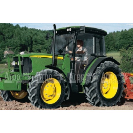 Многофункциональный минитрактор John Deere 5615 в Набережных Челнах